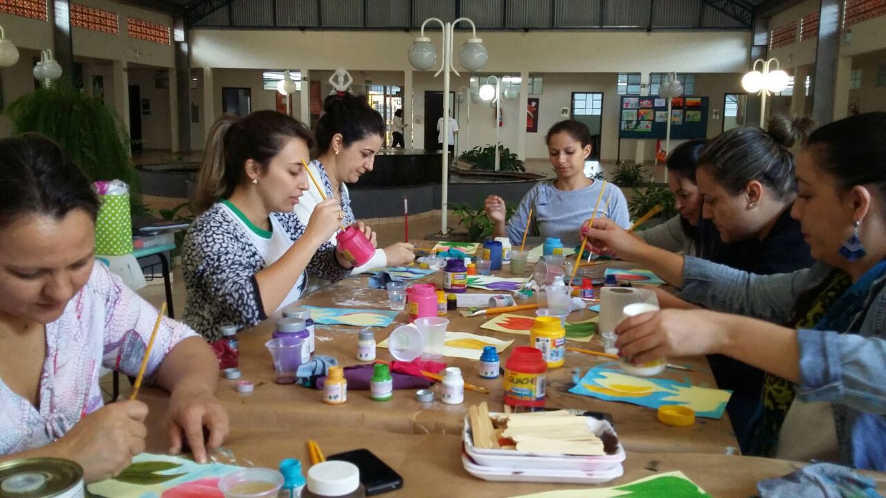 SEJUV Promove Oficina De Artesanato